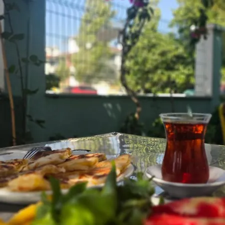 Neşelı Bahçe Cafe