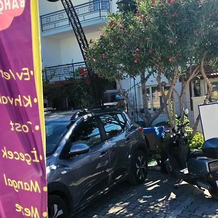 Neşelı Bahçe Cafe Apart Otel *