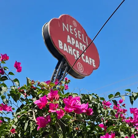 아파트호텔 Neseli Bahce Cafe *