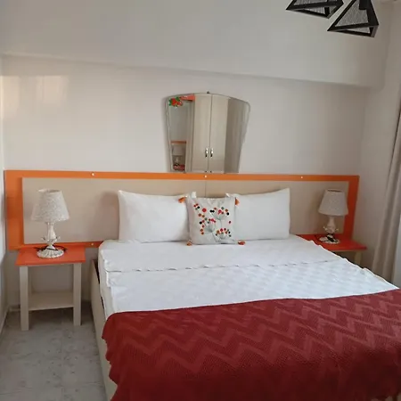 Neşelı Bahçe Cafe