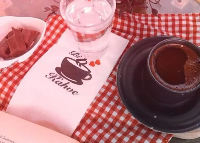 Neseli Bahce Cafe Апарт-отель *
