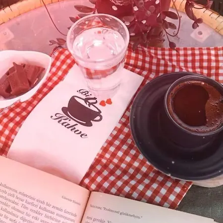 Neseli Bahce Cafe Apartahotel *