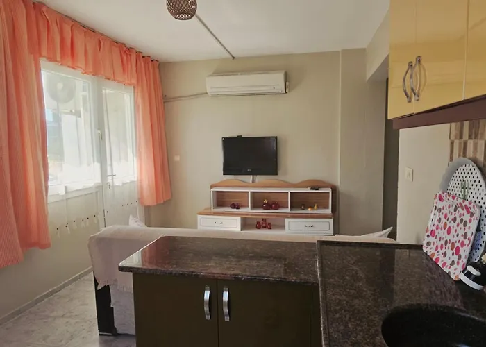 Neseli Bahce Cafe Apartmanhotel